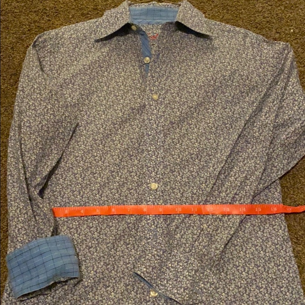 Small Men’s Robert Graham Dress Shirt